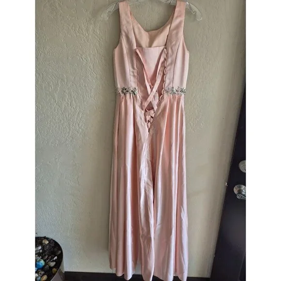 Elegant Light Pink Satin Formal Dress size 2 - Picture 6 of 7